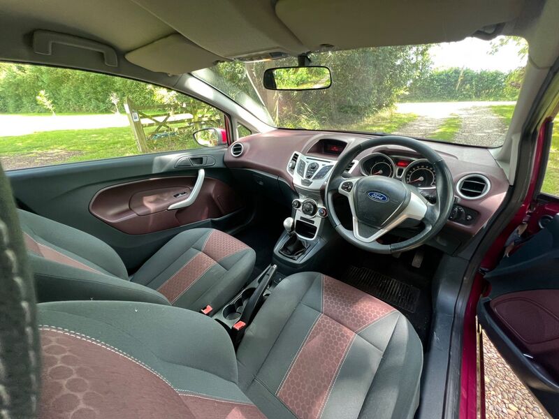 FORD FIESTA