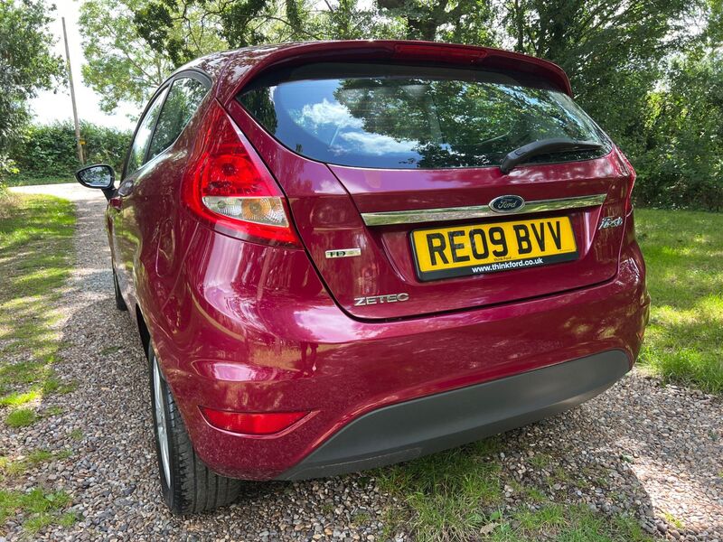 FORD FIESTA