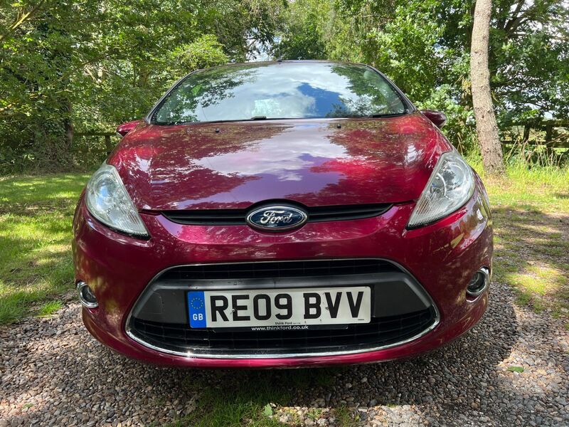 View FORD FIESTA 1.6 TDCi Zetec 3dr