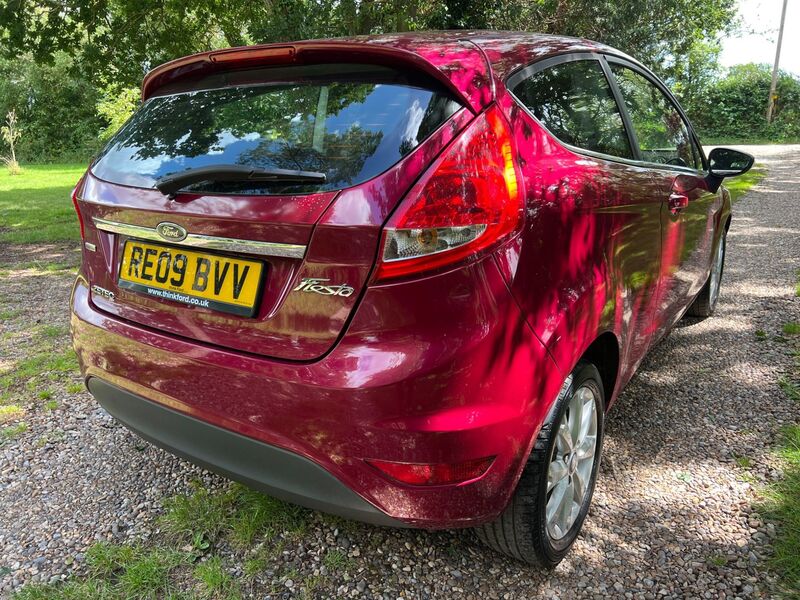 FORD FIESTA