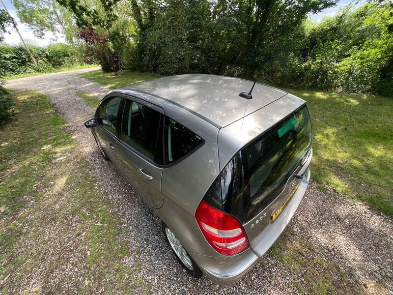 MERCEDES-BENZ A CLASS