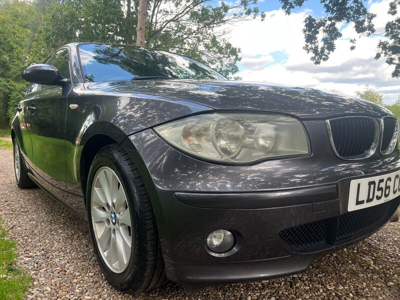 BMW 1 SERIES