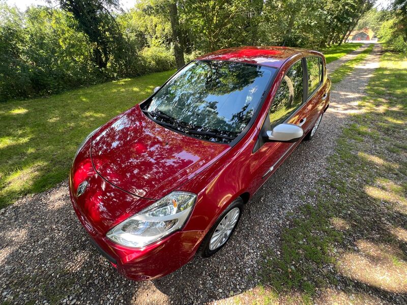 RENAULT CLIO