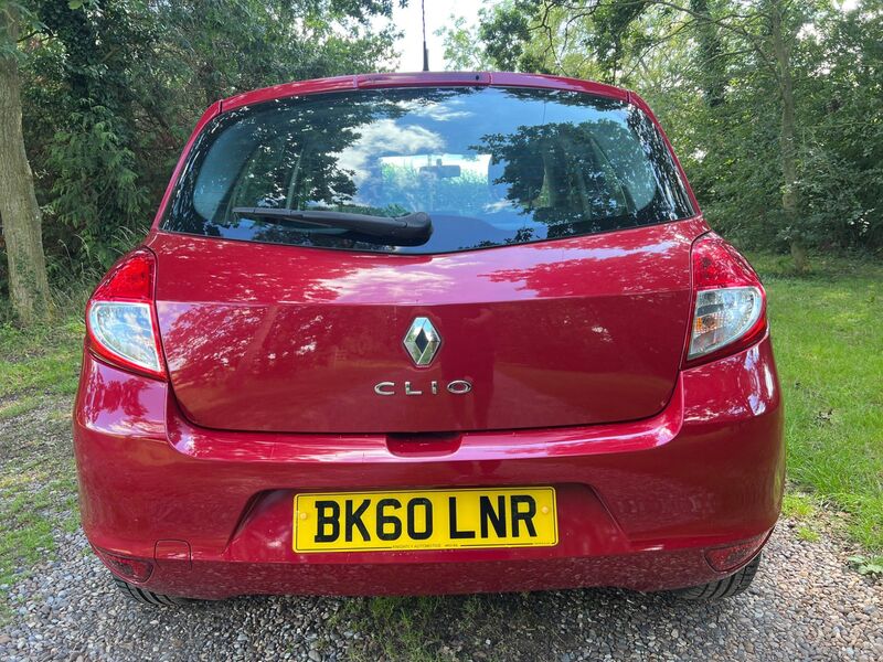 RENAULT CLIO
