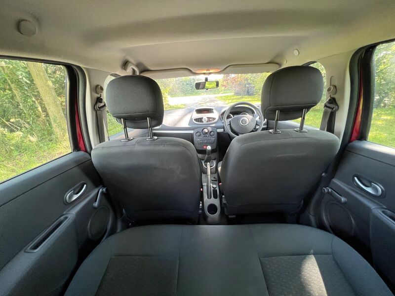 RENAULT CLIO