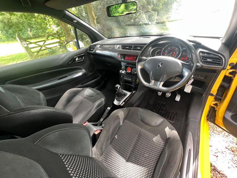 CITROEN DS3