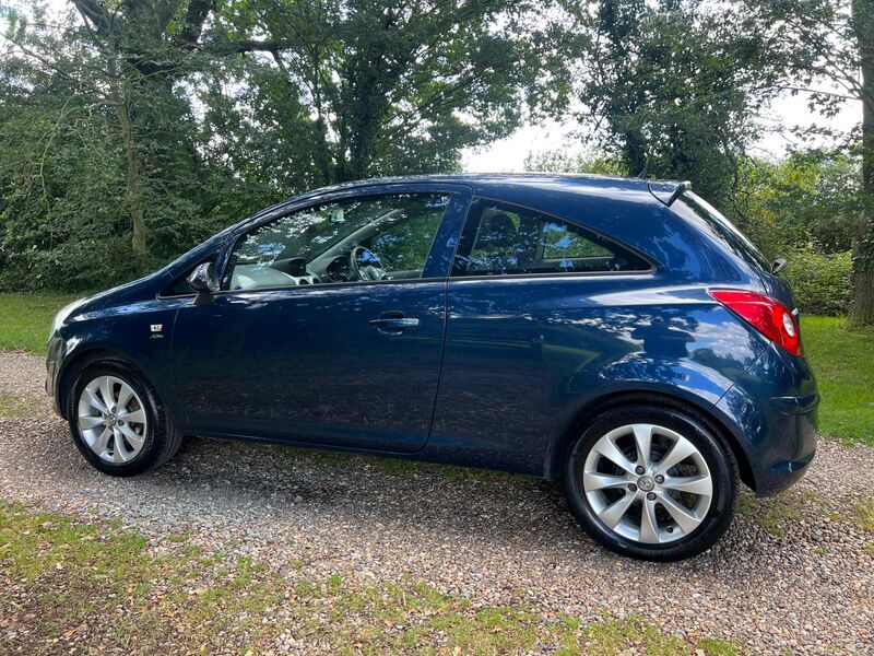 VAUXHALL CORSA