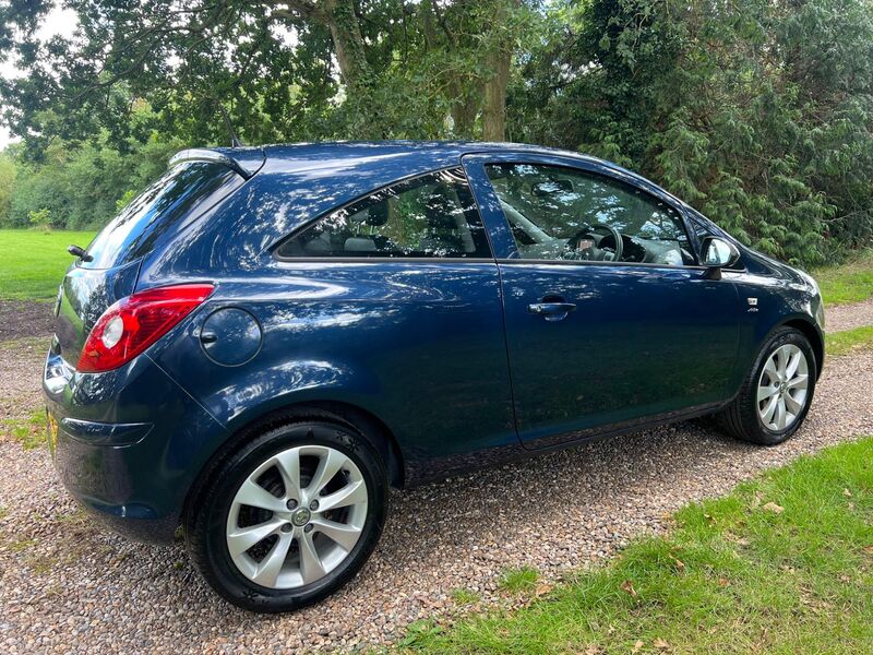 VAUXHALL CORSA
